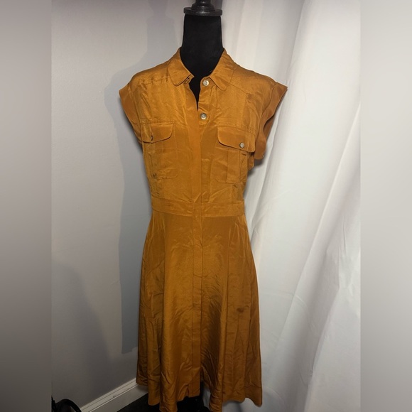 BROADWAY AND BROOME SAFARI DRESS 100% silk - Picture 2 of 8